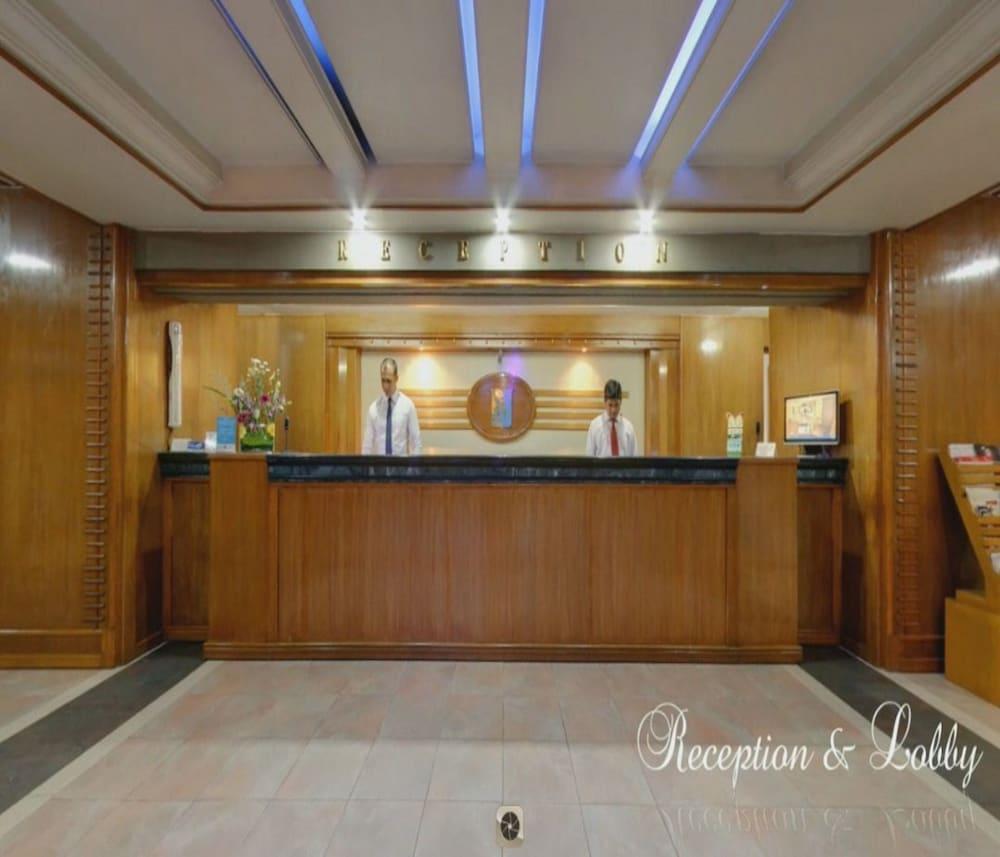 Hotel Agrabad Читагонг Екстериор снимка