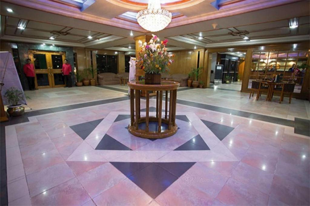 Hotel Agrabad Читагонг Екстериор снимка