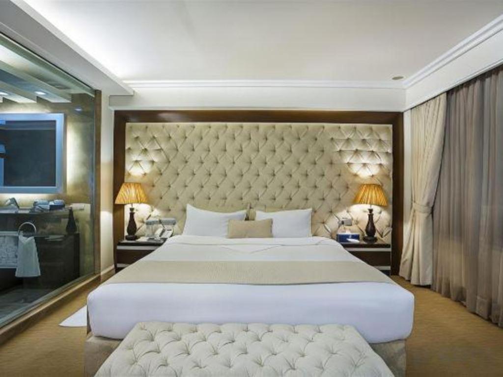 Hotel Agrabad Читагонг Екстериор снимка