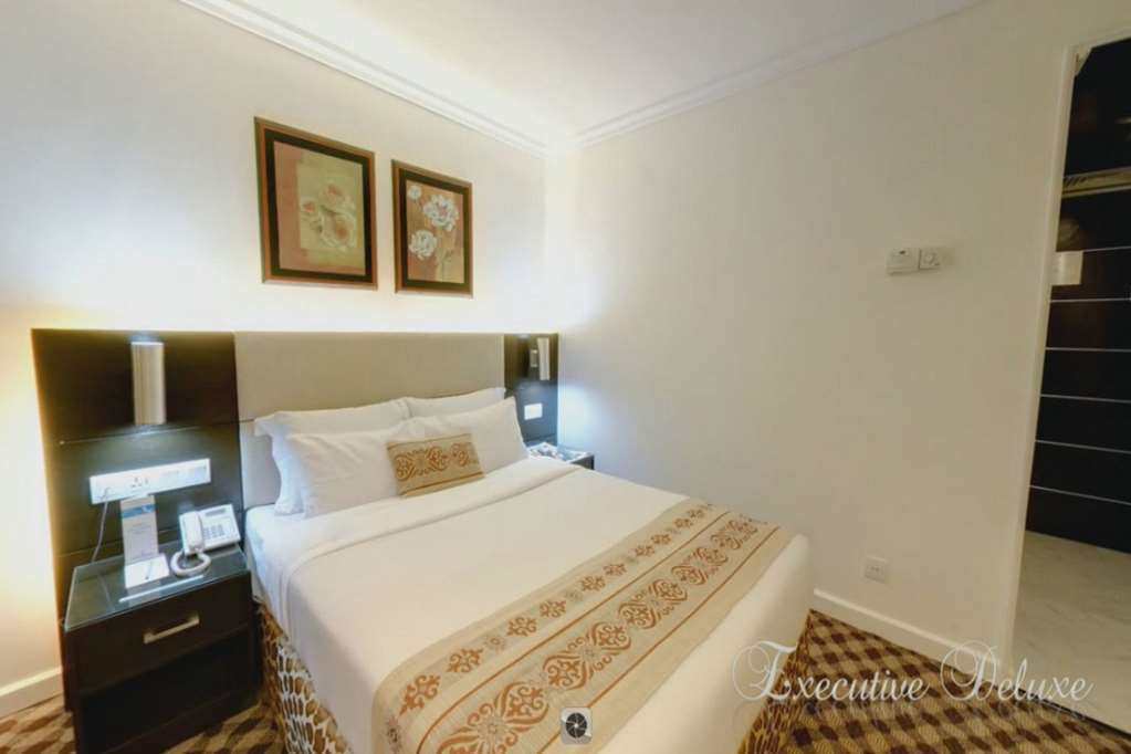 Hotel Agrabad Читагонг Стая снимка